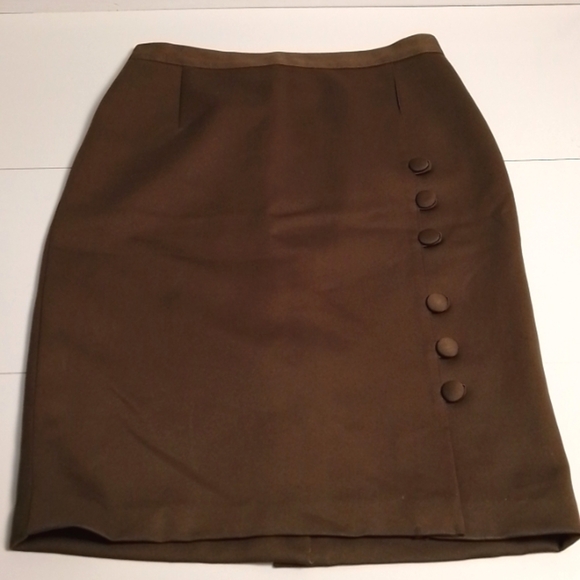 Butron down skirt olive green size small(48) lines zip at the back - Picture 1 of 5
